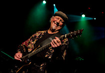 Photo (c) Jeff Lescenne Photo (c) Jeff Lescenne